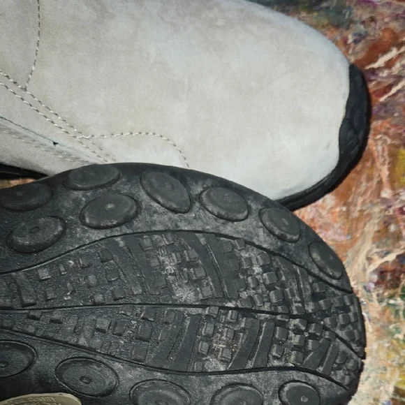 Merrell Women's Gray Slip-On Shoes - Picture 9 of 14